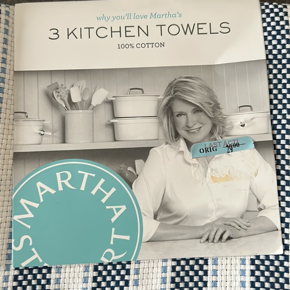 NWT Martha Stewart 3 Kitchen Towels - Picture 3 of 7